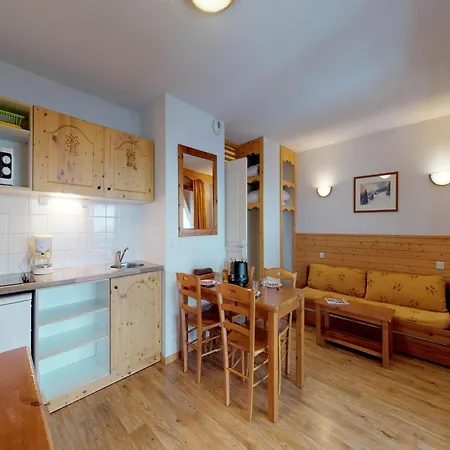 Apartment In With Balcony Chamrousse